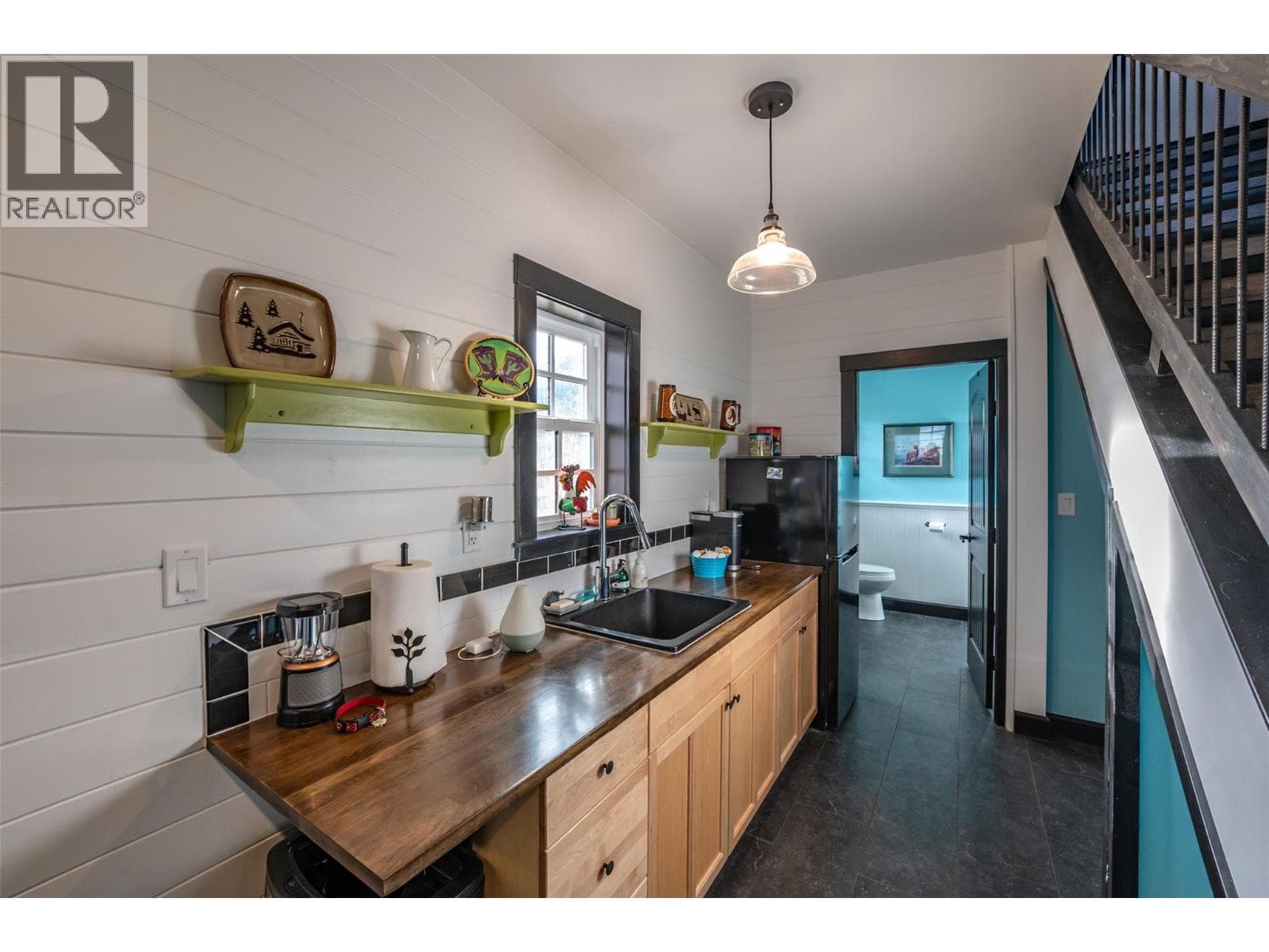280 Bonlin Road, Interior REALTORS® — photo 3