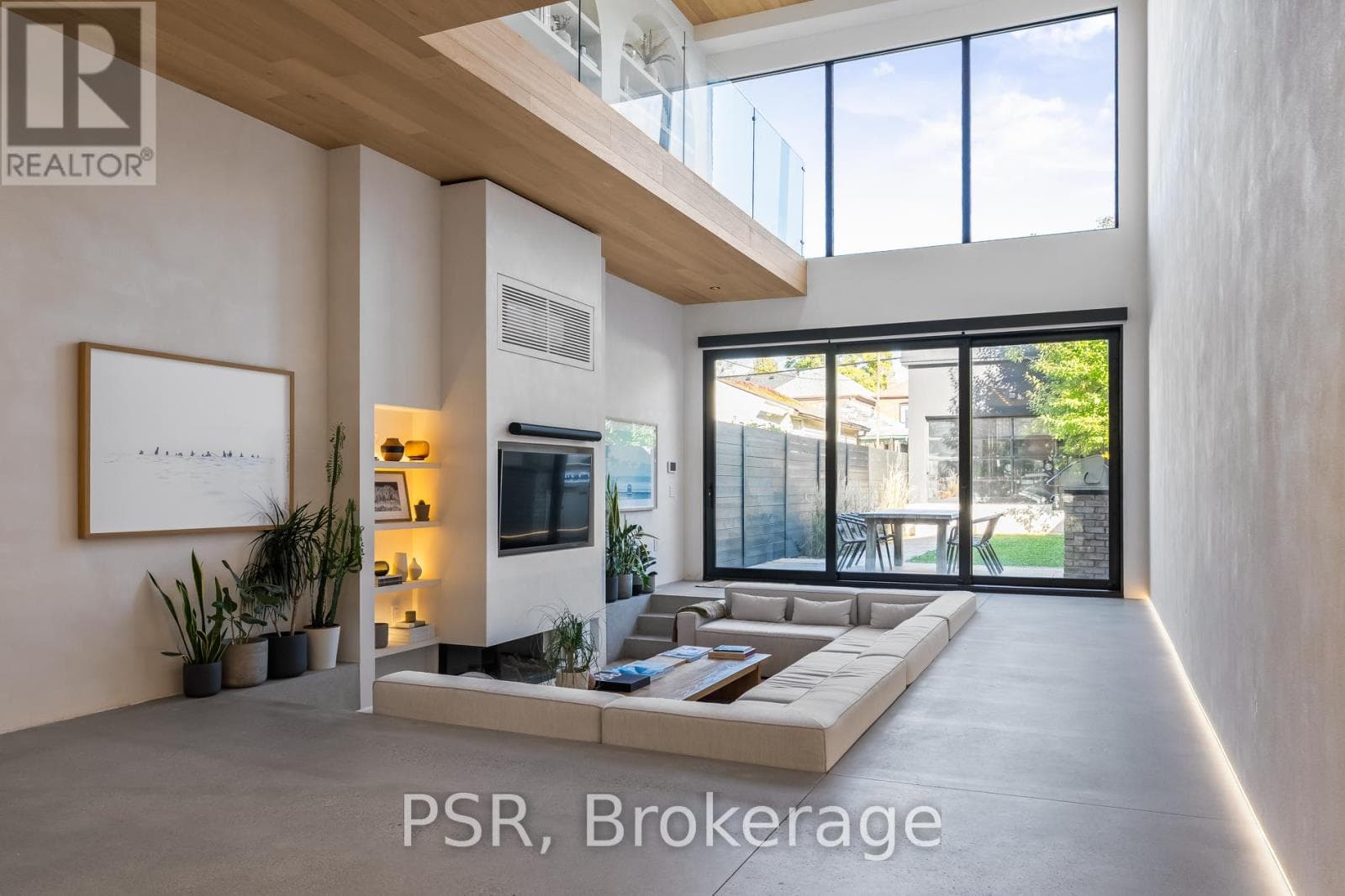 53 PALMERSTON AVENUE in Trinity-Bellwoods