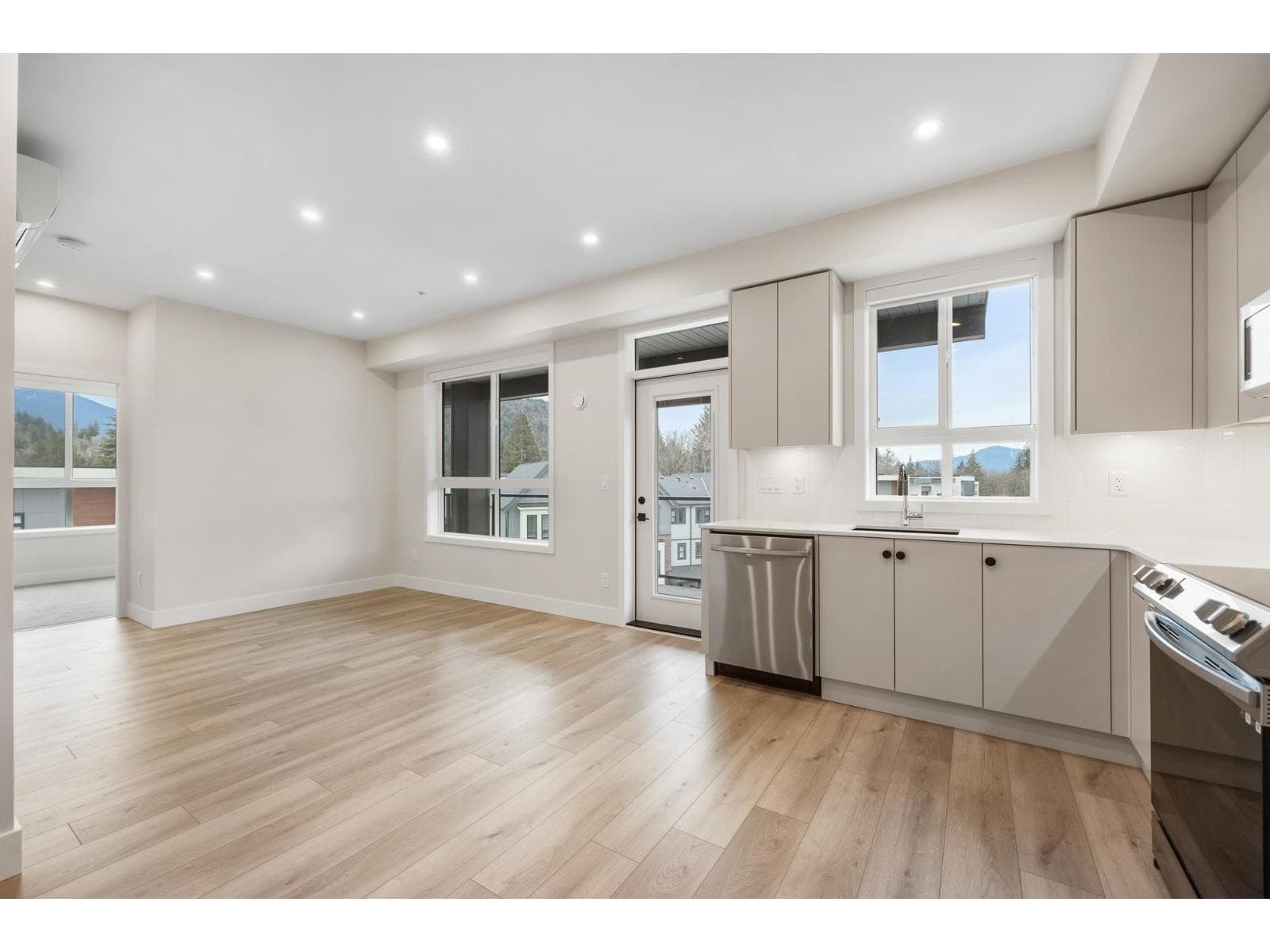 510 45505 CAMPUS DRIVE, Garrison Crossing, Chilliwack — photo 4