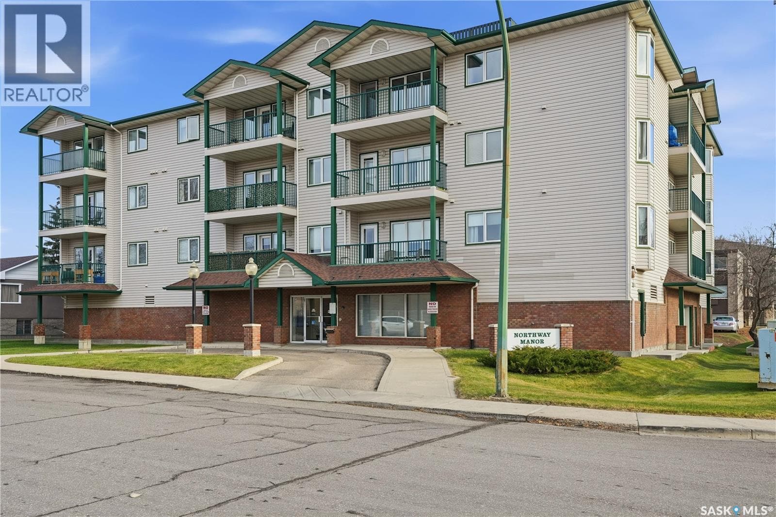 405 205 McIntyre STREET N in Cityview