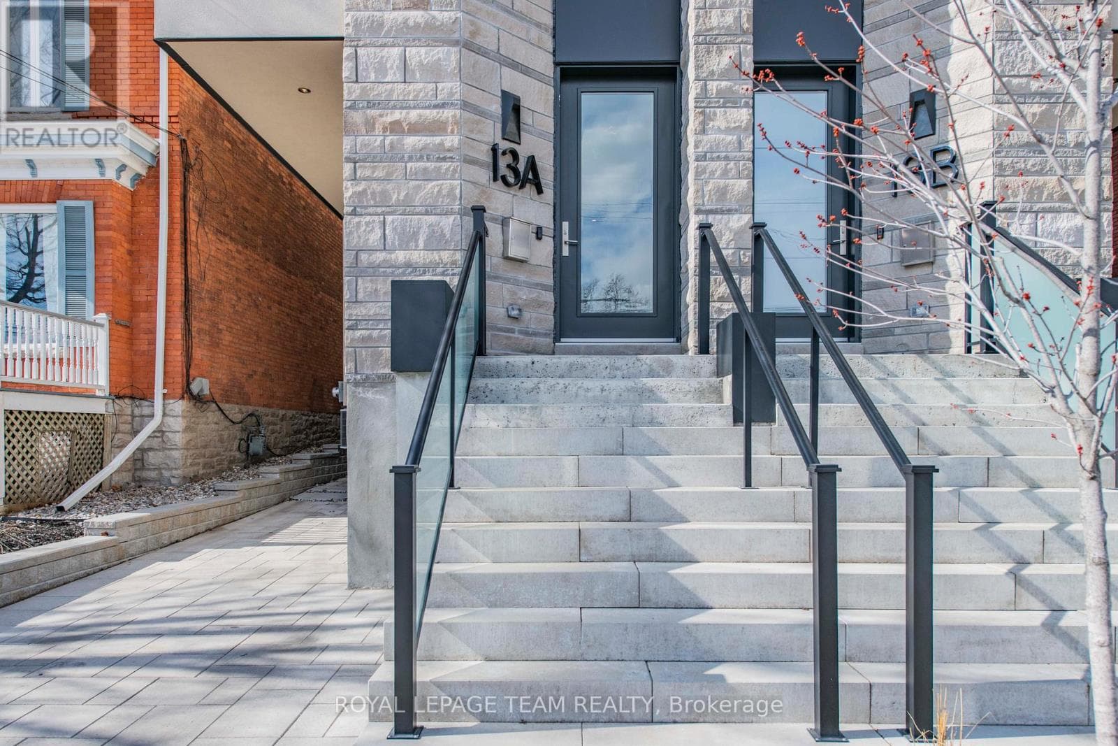 B - 13 FIFTH AVENUE, Ottawa — photo 3