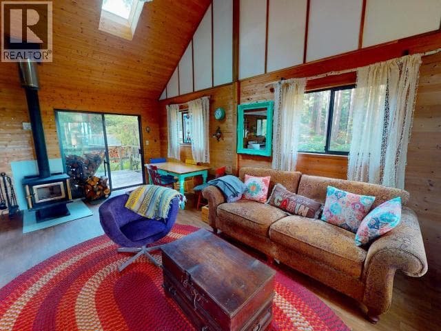 1623 VANCOUVER BLVD, Powell River — photo 3