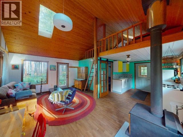 1623 VANCOUVER BLVD, Powell River — photo 2