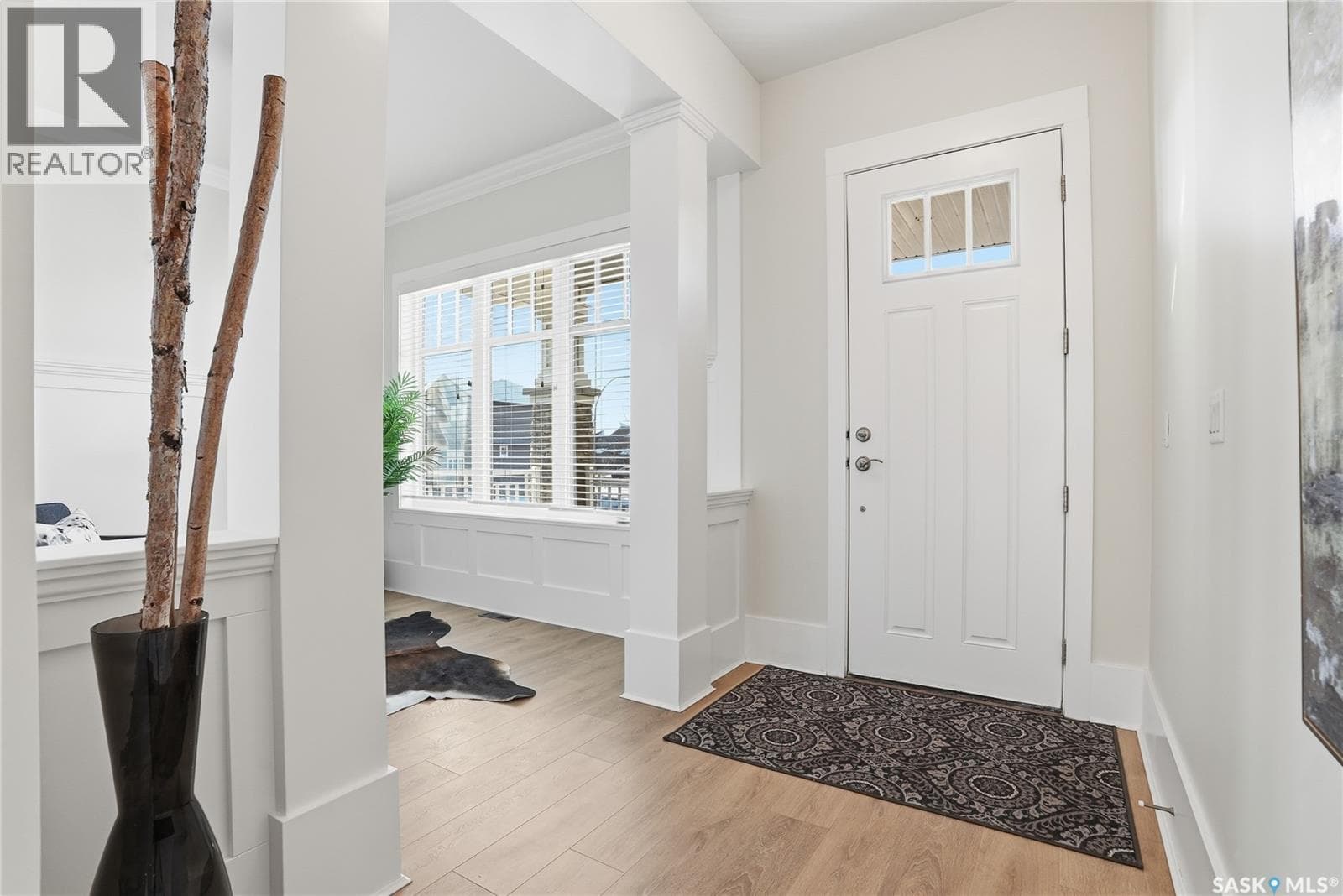 32 115 Meadows BOULEVARD E — photo 2
