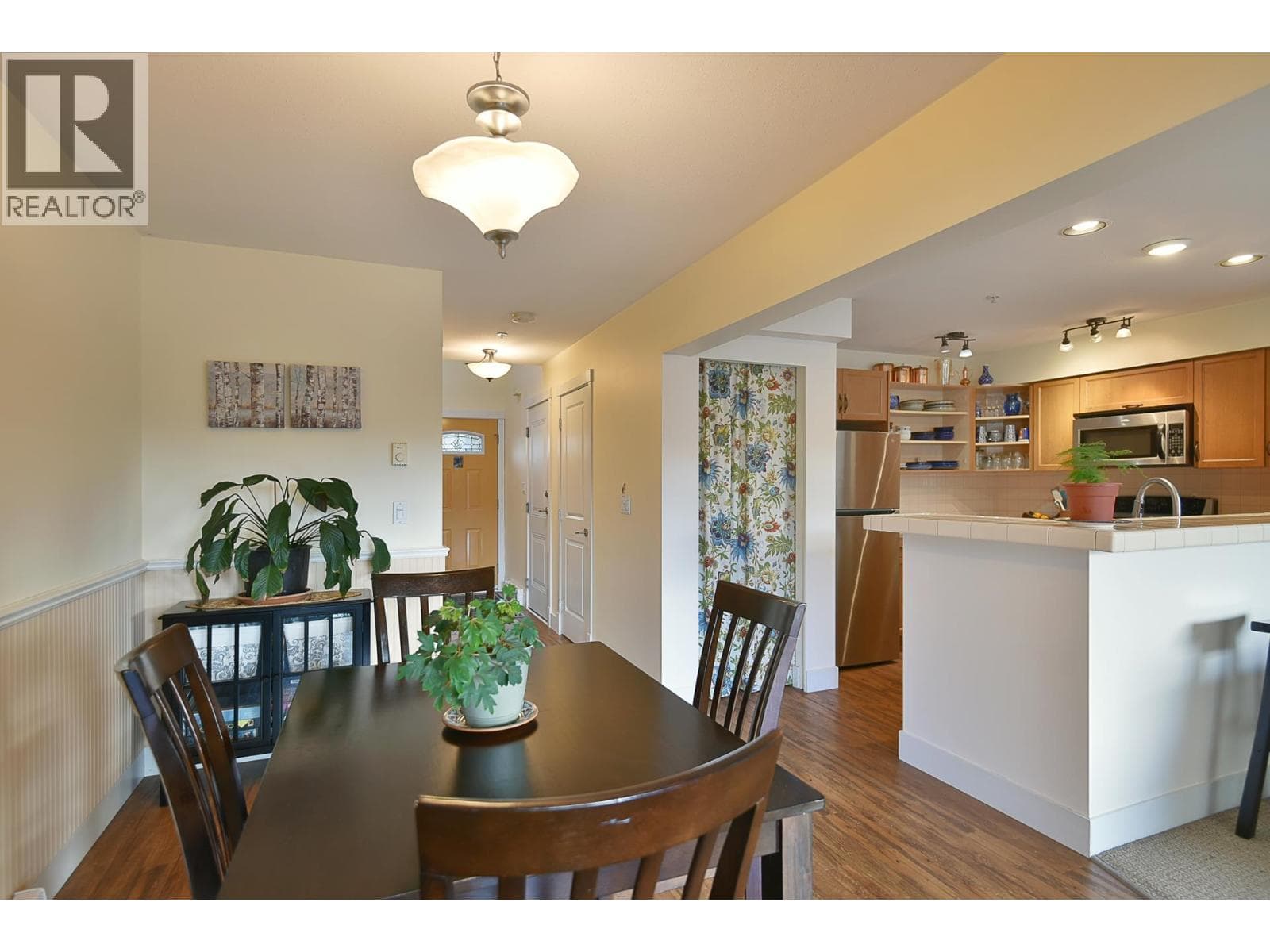 303 5711 EBBTIDE STREET, Greater Vancouver — photo 5