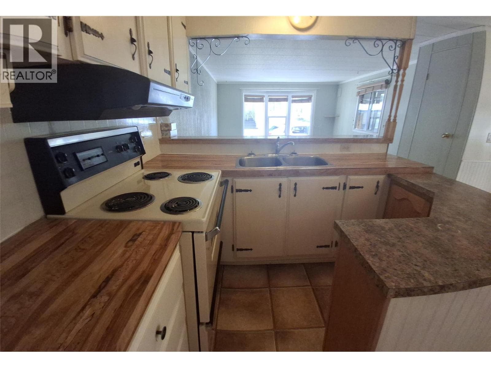 566 COBURN STREET UNIT 10 — photo 3