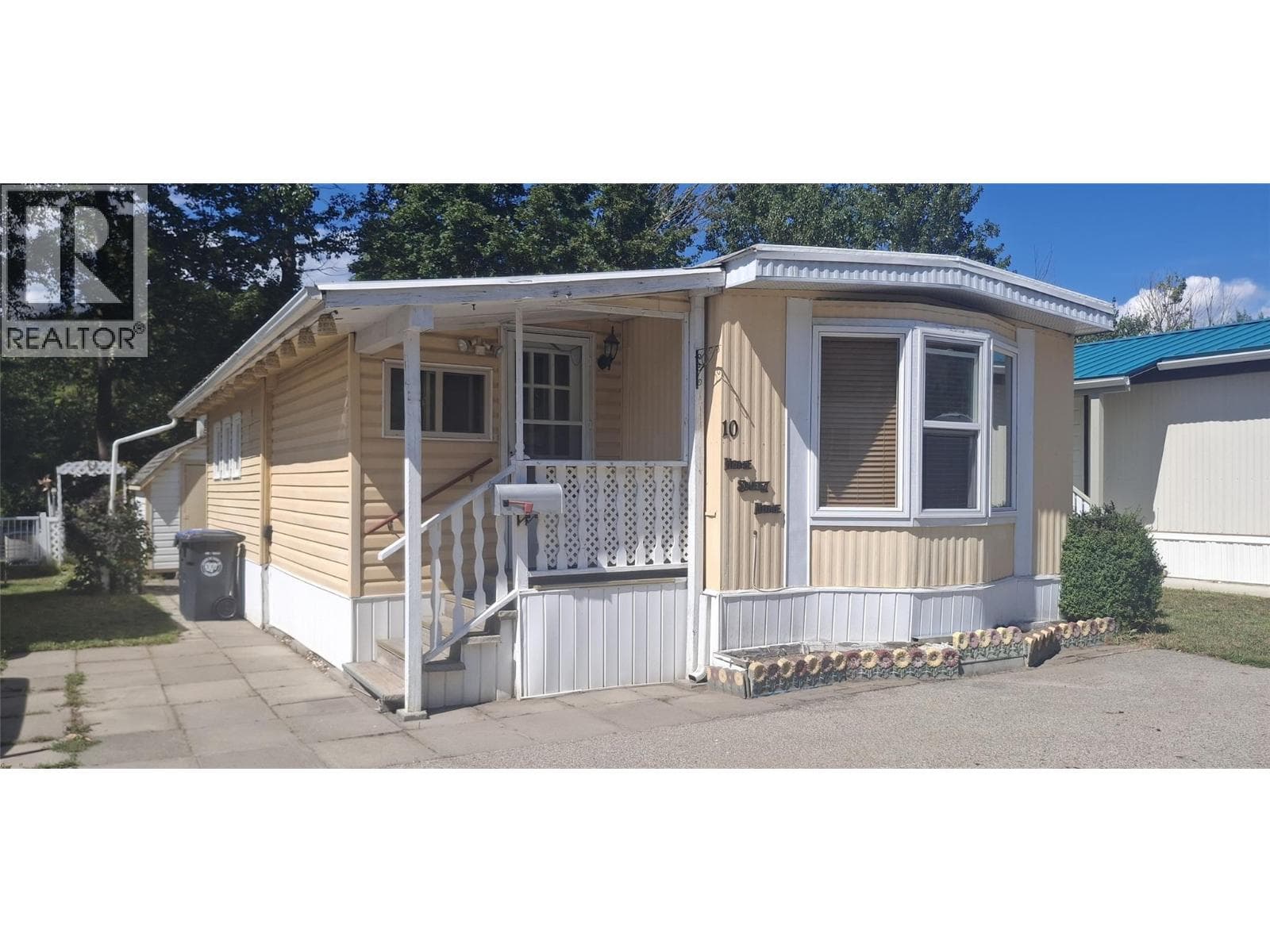 566 COBURN STREET UNIT 10 in 