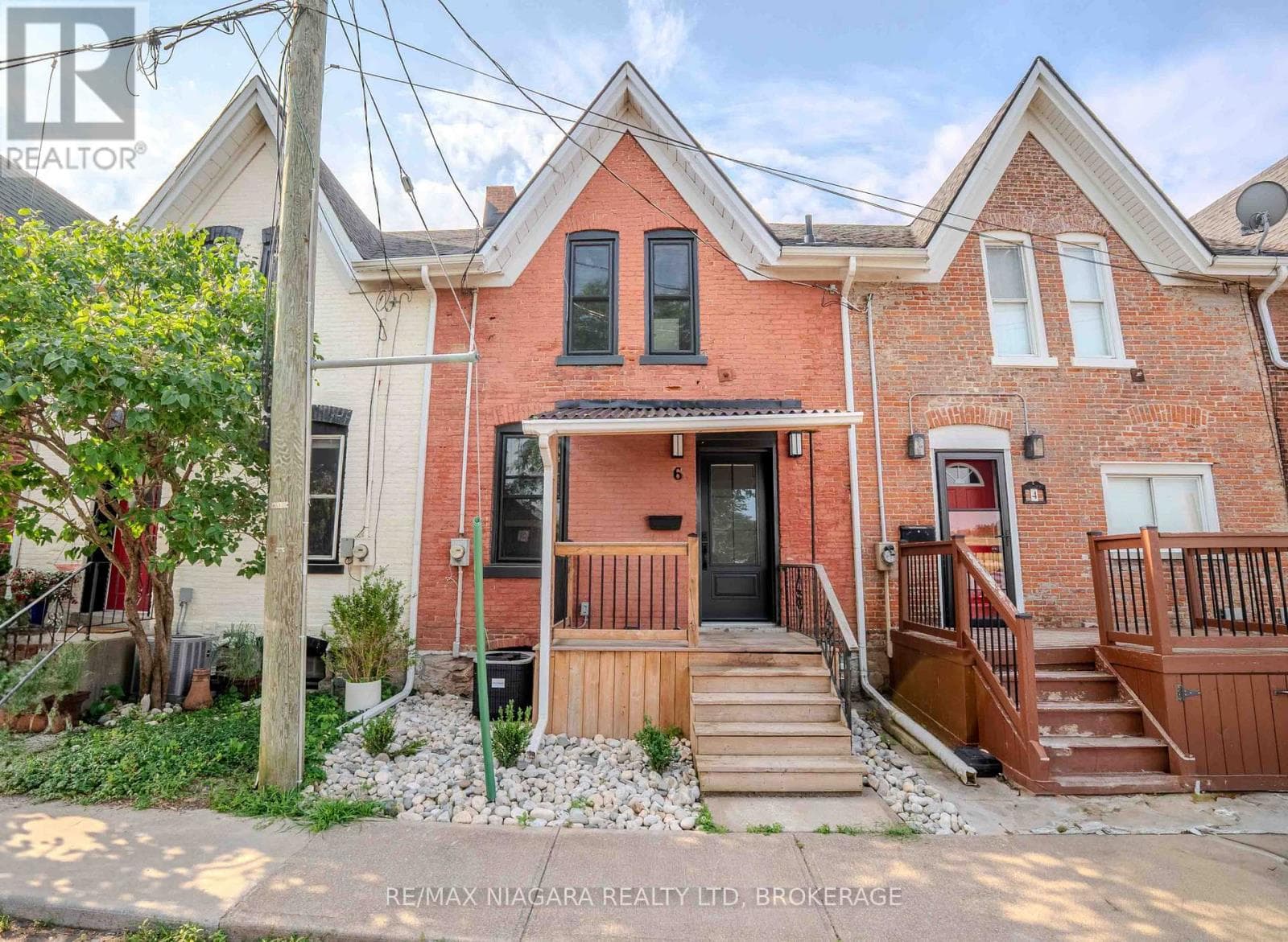 6 ALMOND STREET, Niagara — photo 2