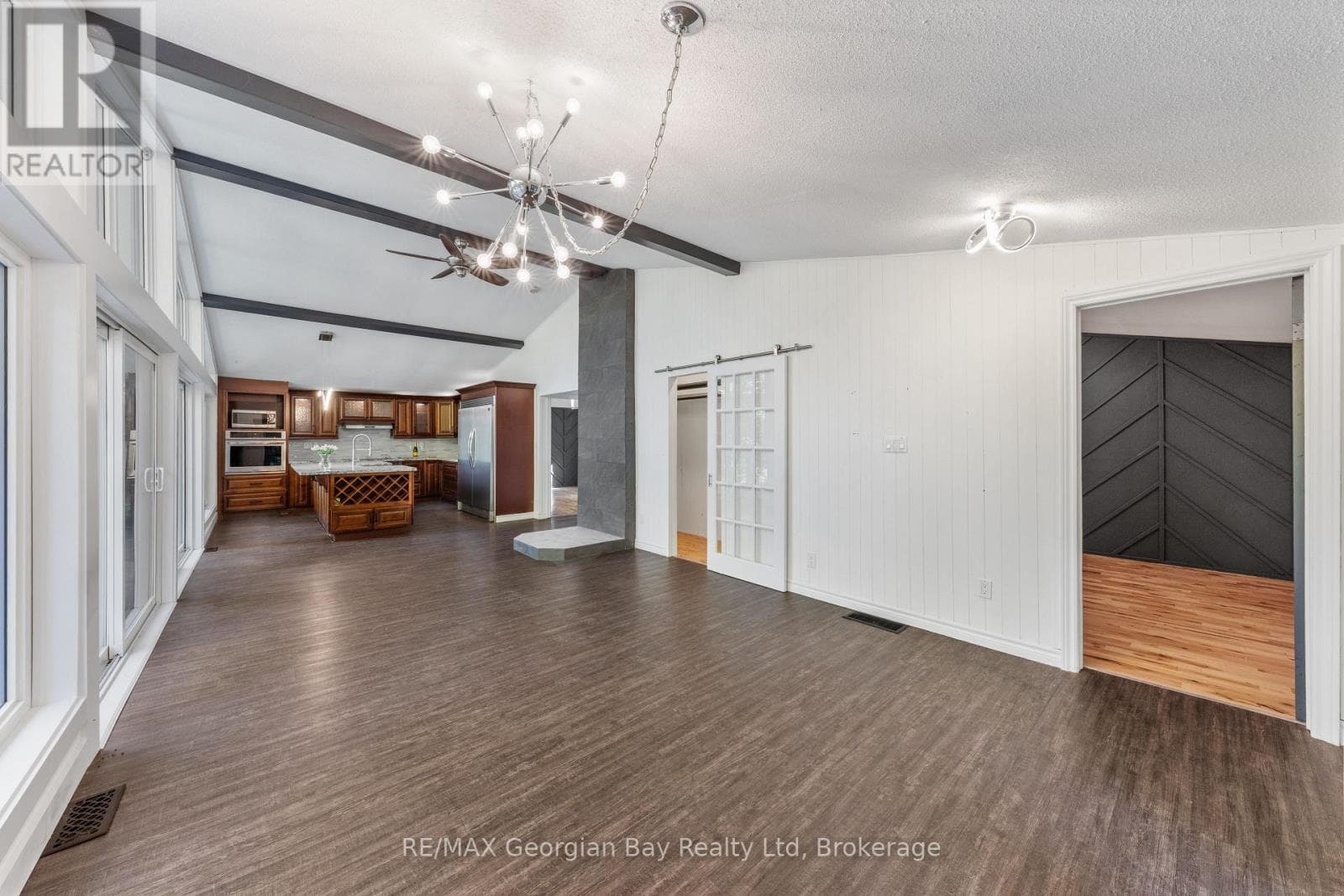1745 TWIN OAKS CRESCENT, OnePoint — photo 3