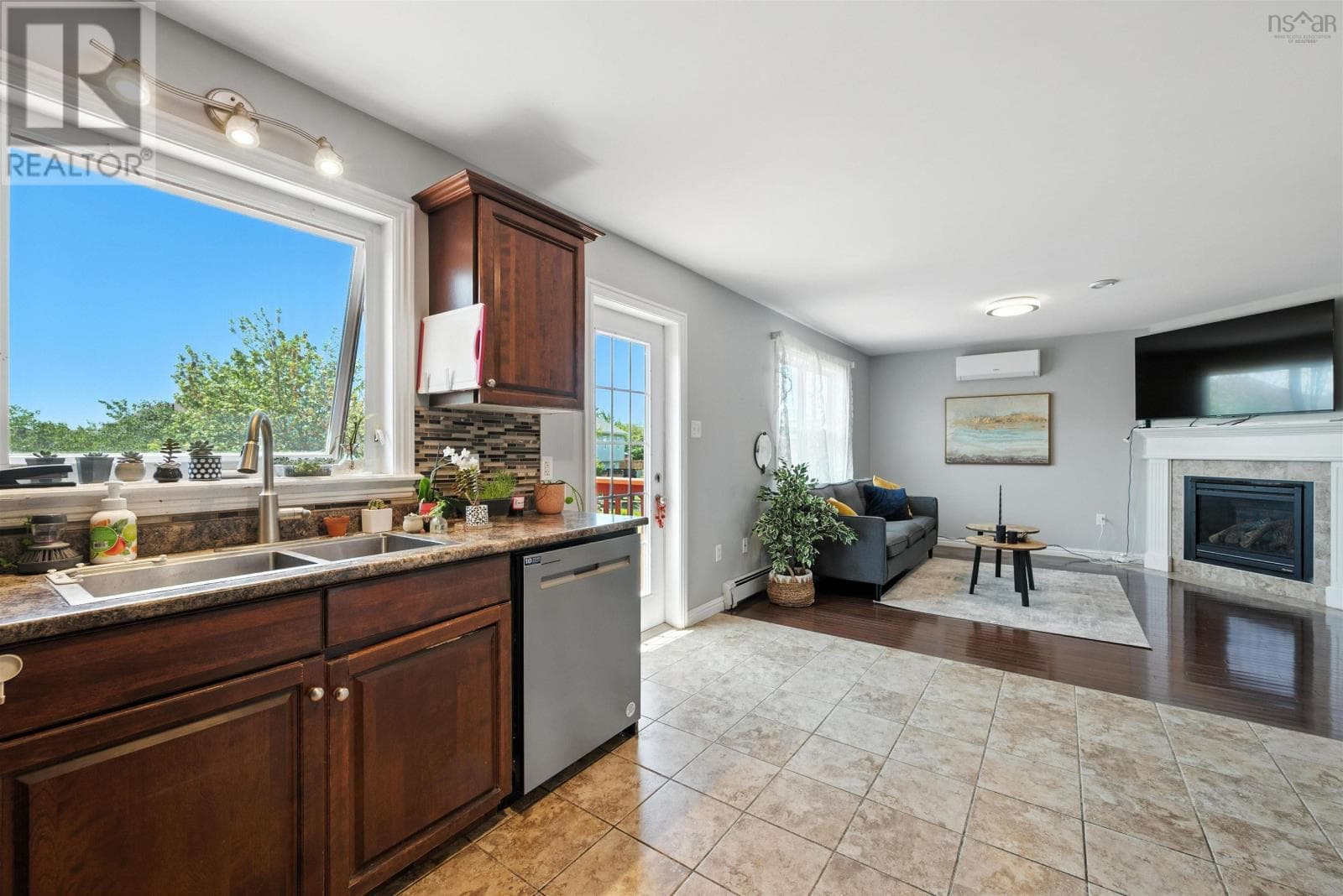 46 FATHOM COURT, NSAR — photo 4