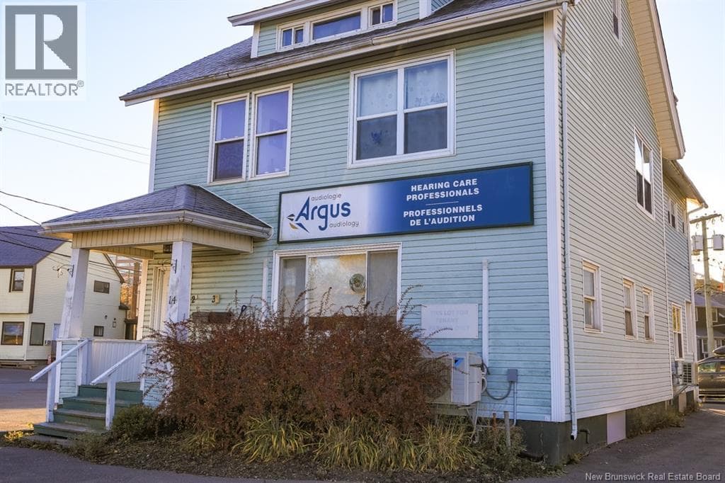 14 WELLESLEY AVENUE, New Brunswick — photo 2