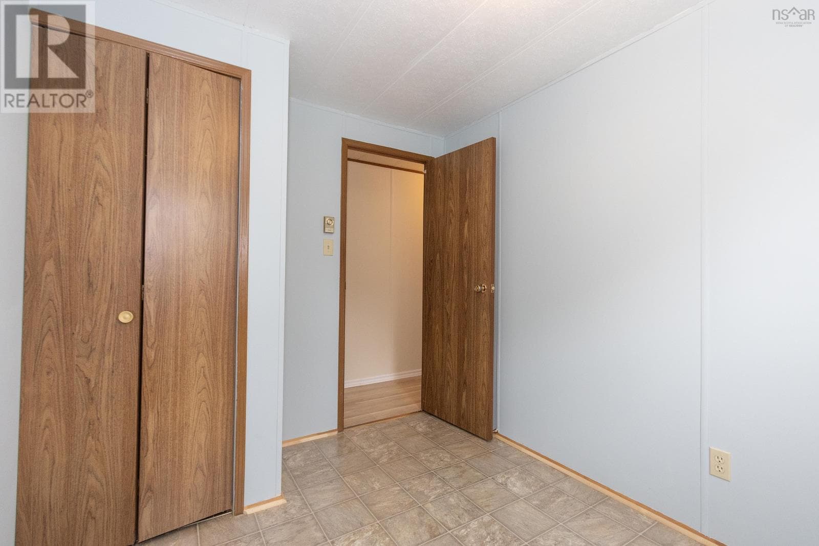 44 ANSON AVENUE, NSAR — photo 2