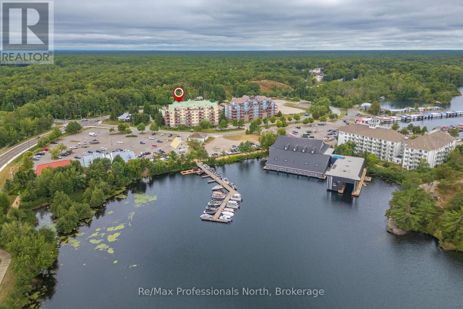 207 - 110 STEAMSHIP BAY ROAD, OnePoint — photo 3