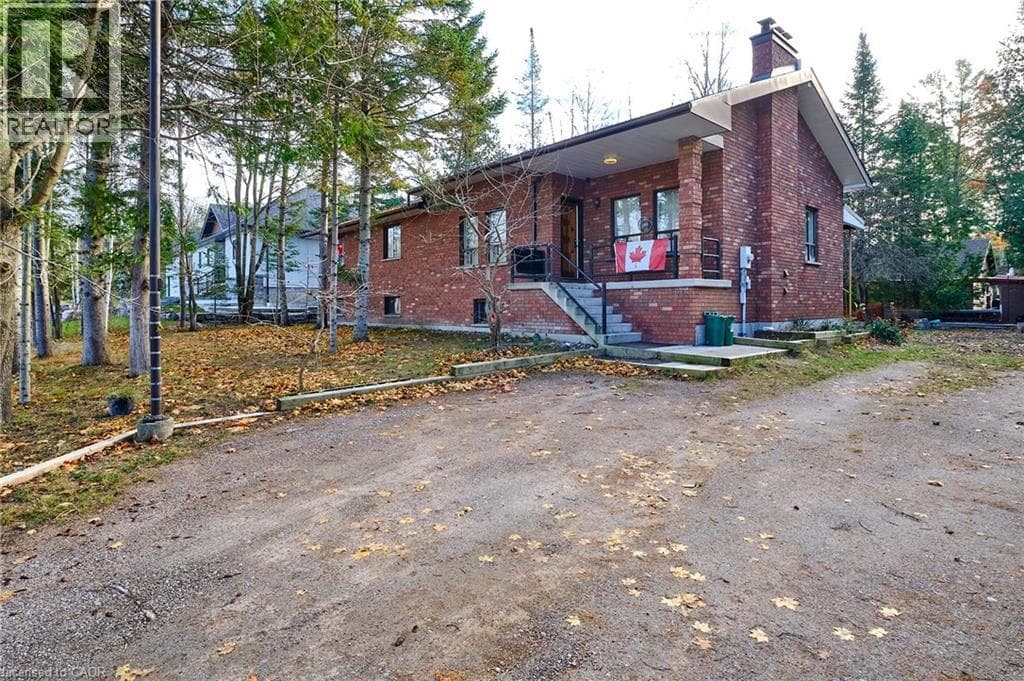 13 BALSAM Avenue, Cornerstone — photo 2