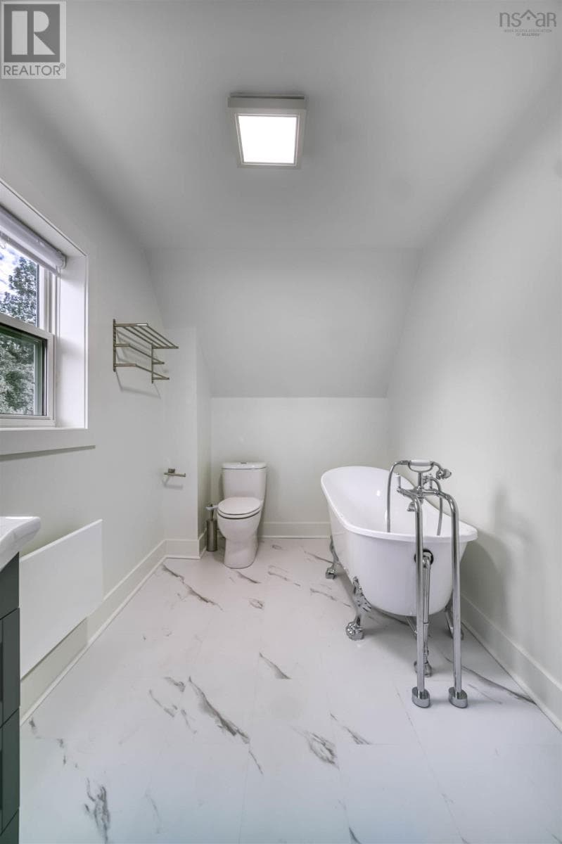 1745 VICTORIA STREET, NSAR — photo 5
