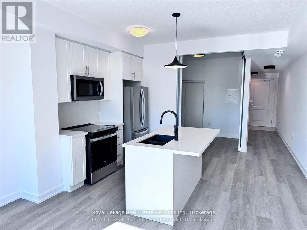 317 - 460 DUNDAS STREET E in 1400