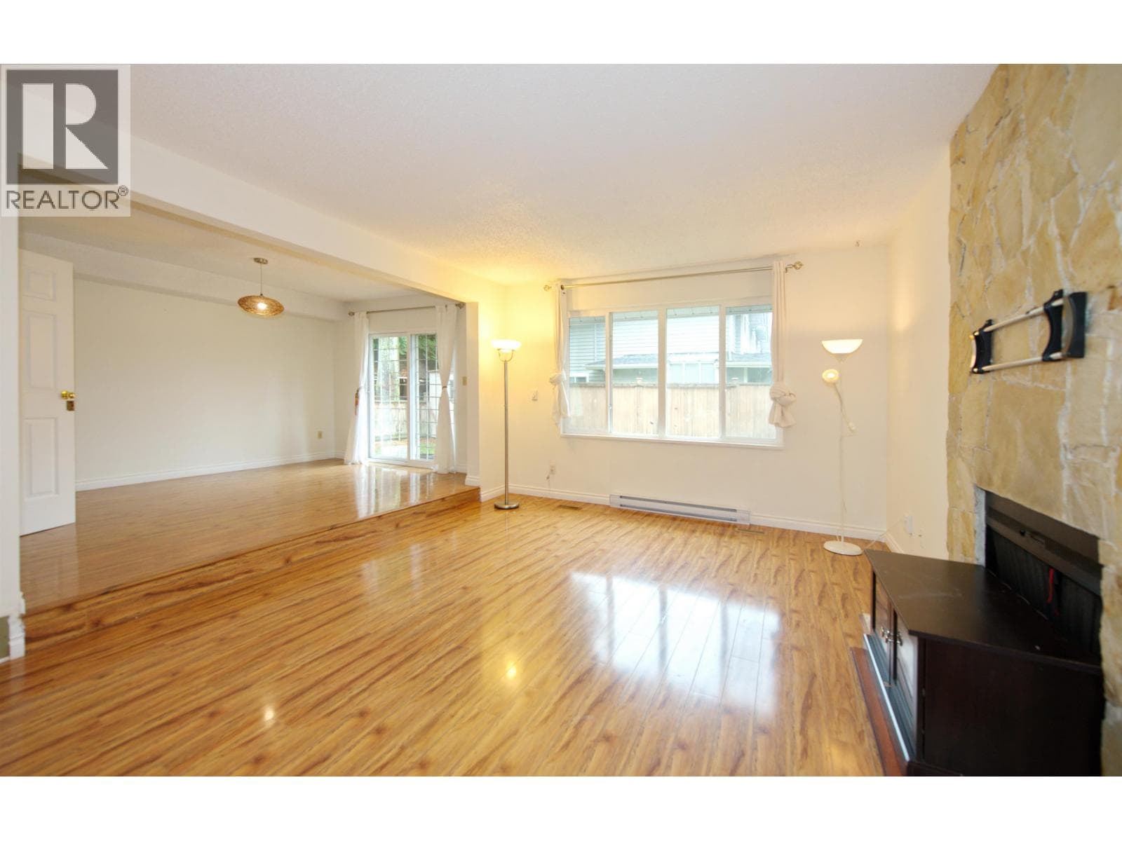7203 BRIDLEWOOD COURT — photo 5