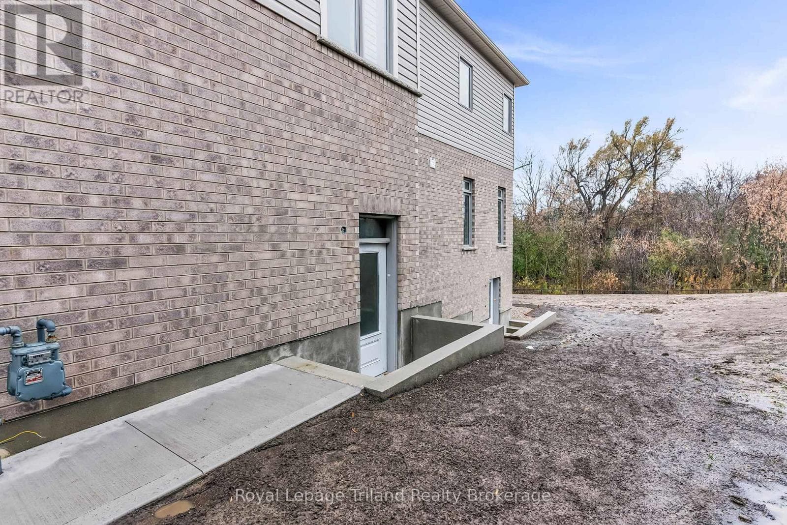 1242 CAEN AVENUE, Woodstock-Ingersoll-Tillsonburg — photo 3