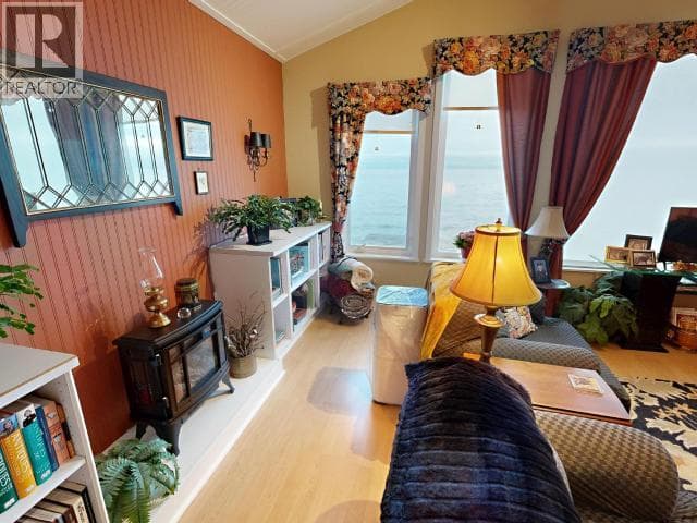 3377 ATREVIDA ROAD in 
