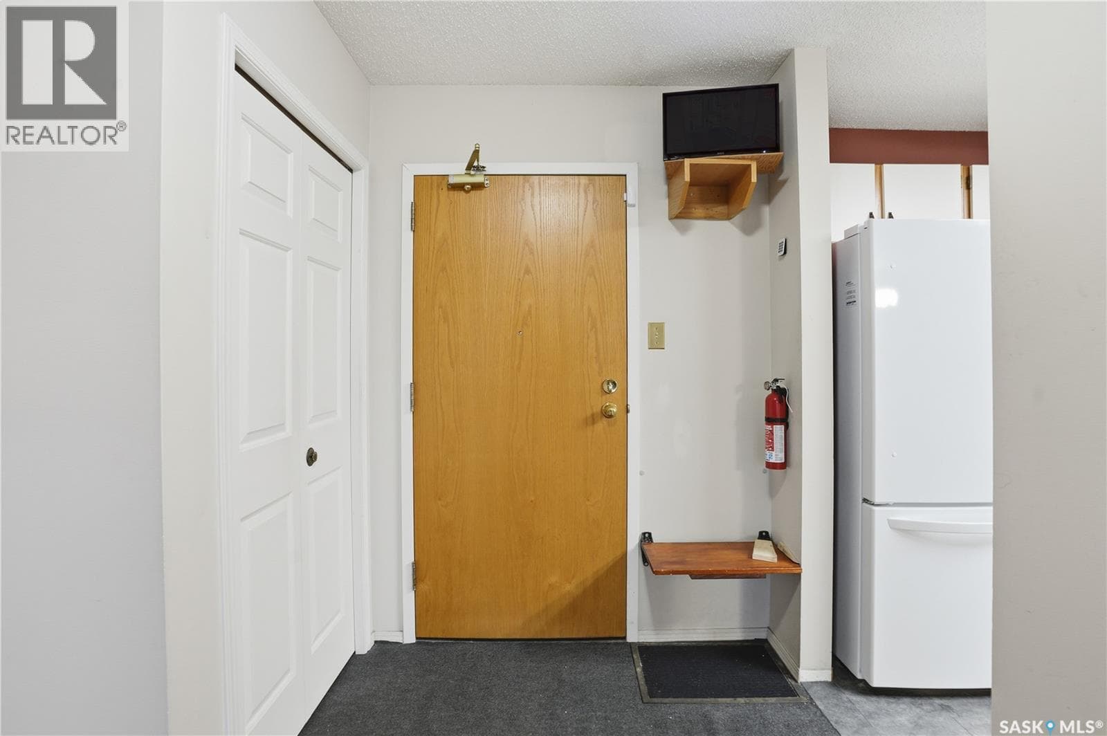 304 706 Confederation DRIVE — photo 4