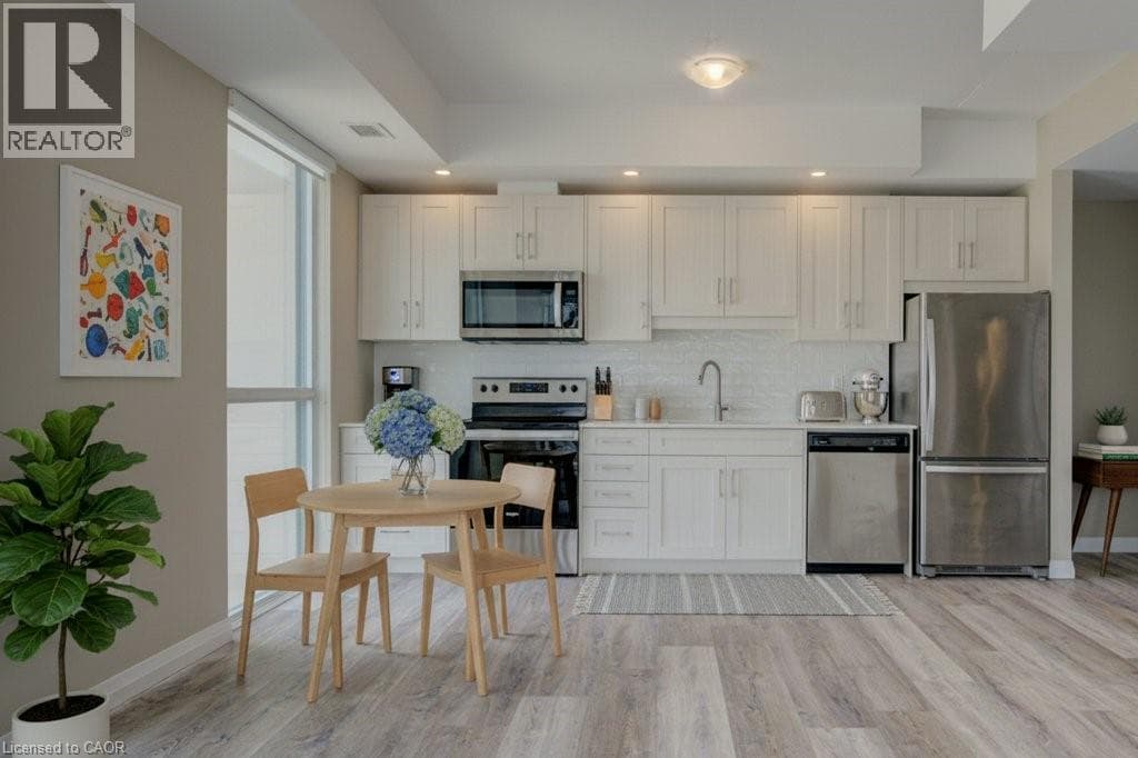 60 CHARLES Street W Unit# 2210, Cornerstone — photo 4