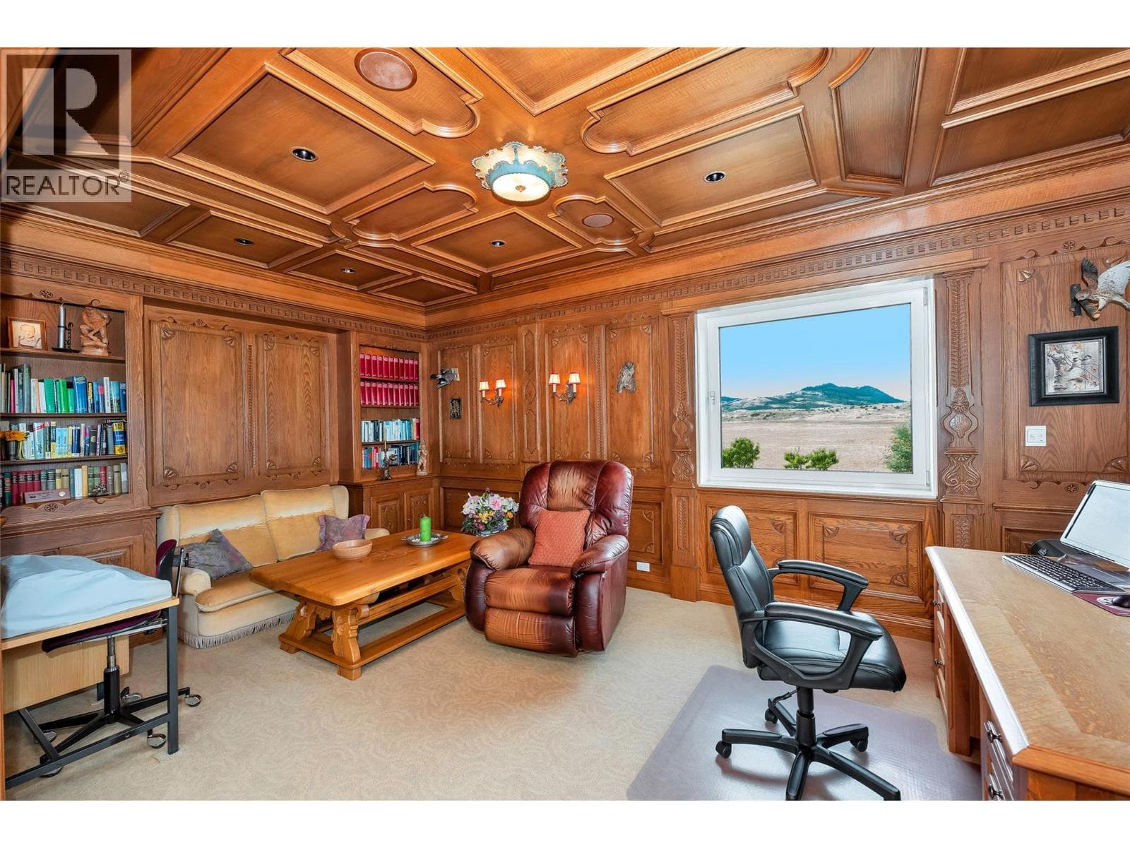 202 STEPPING STONES CRESCENT, Interior REALTORS® — photo 3