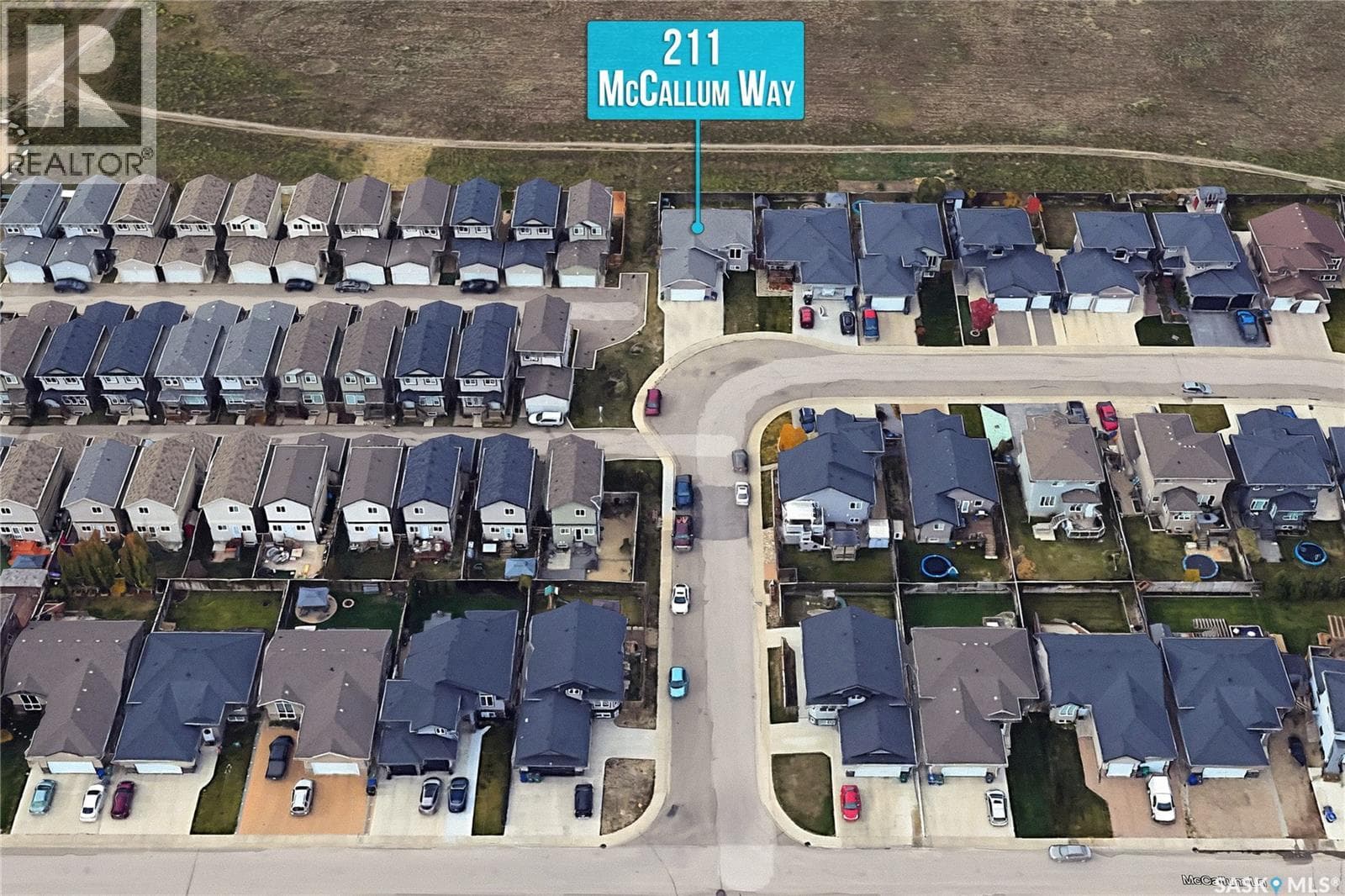 211 MCCALLUM WAY — photo 2