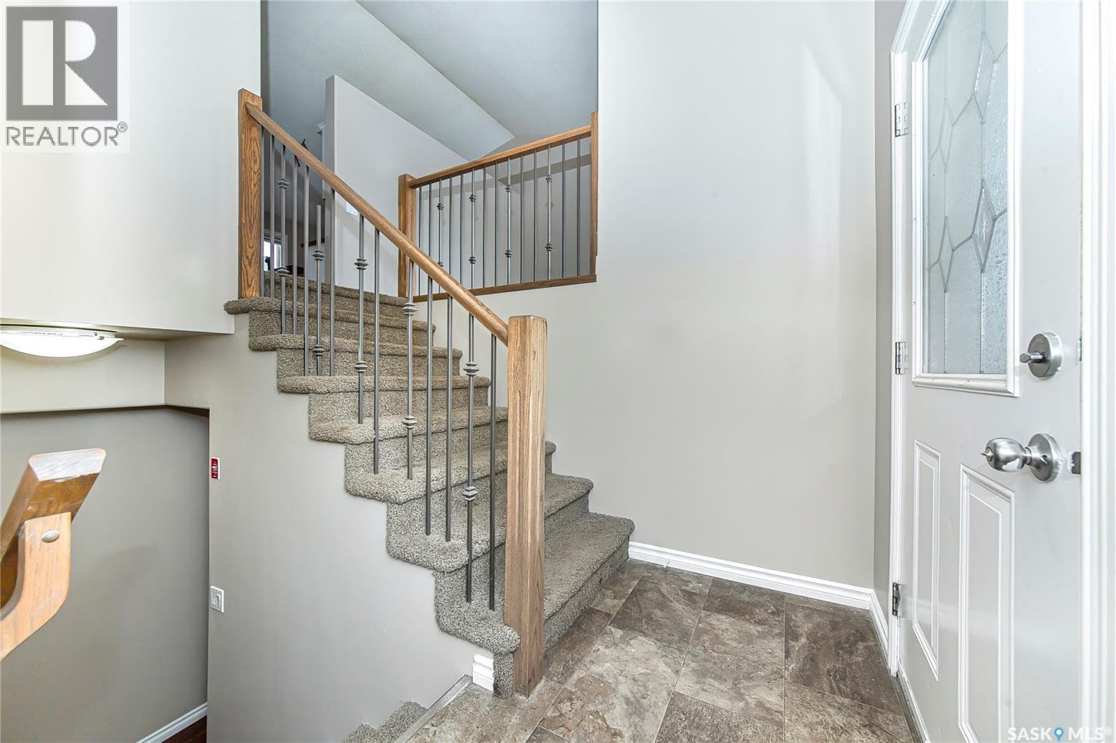 211 MCCALLUM WAY — photo 3
