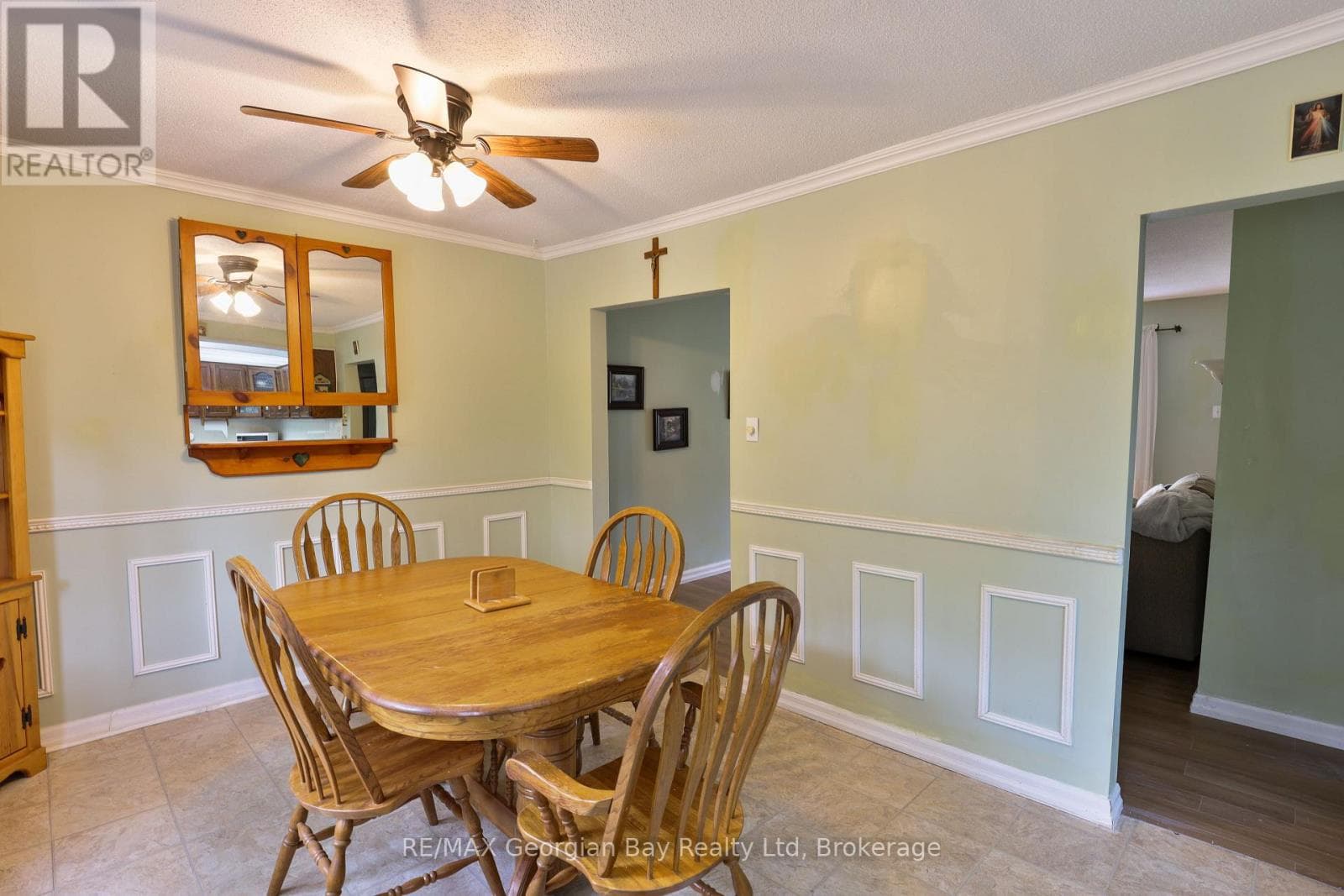 1 LINDALE AVENUE, OnePoint — photo 4