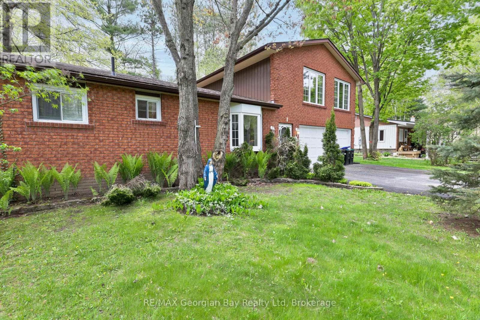 1 LINDALE AVENUE, OnePoint — photo 2