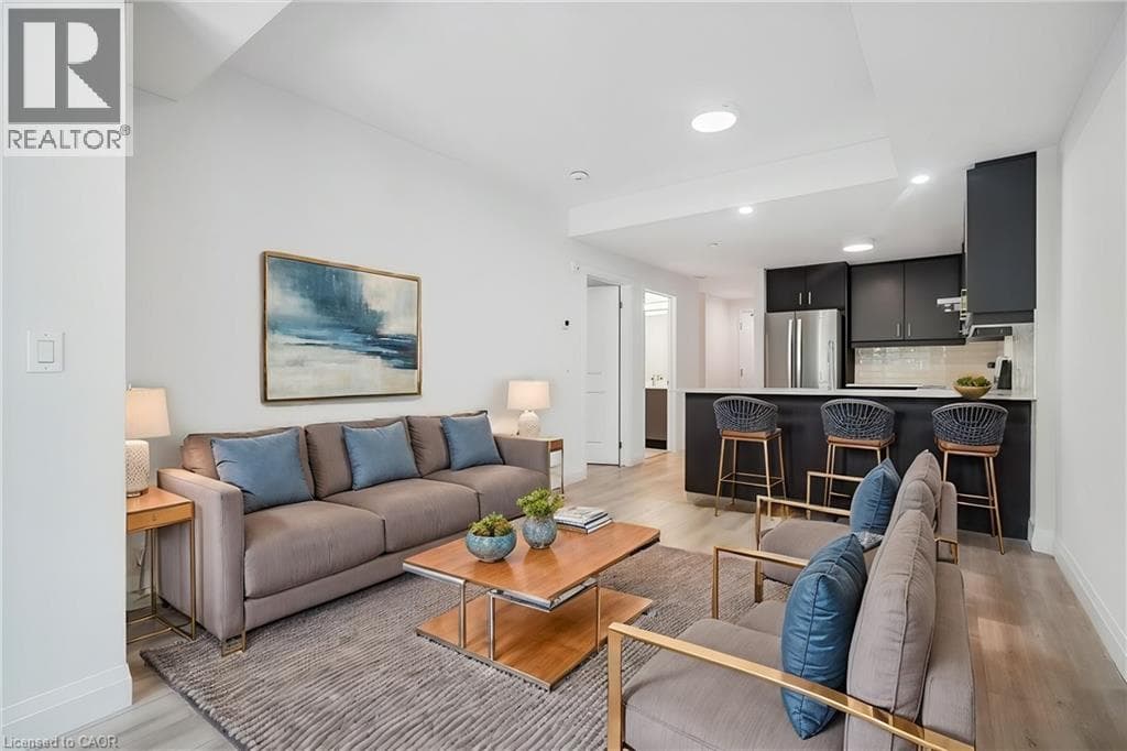 153 WILSON Street W Unit# 124 in Spring Valley