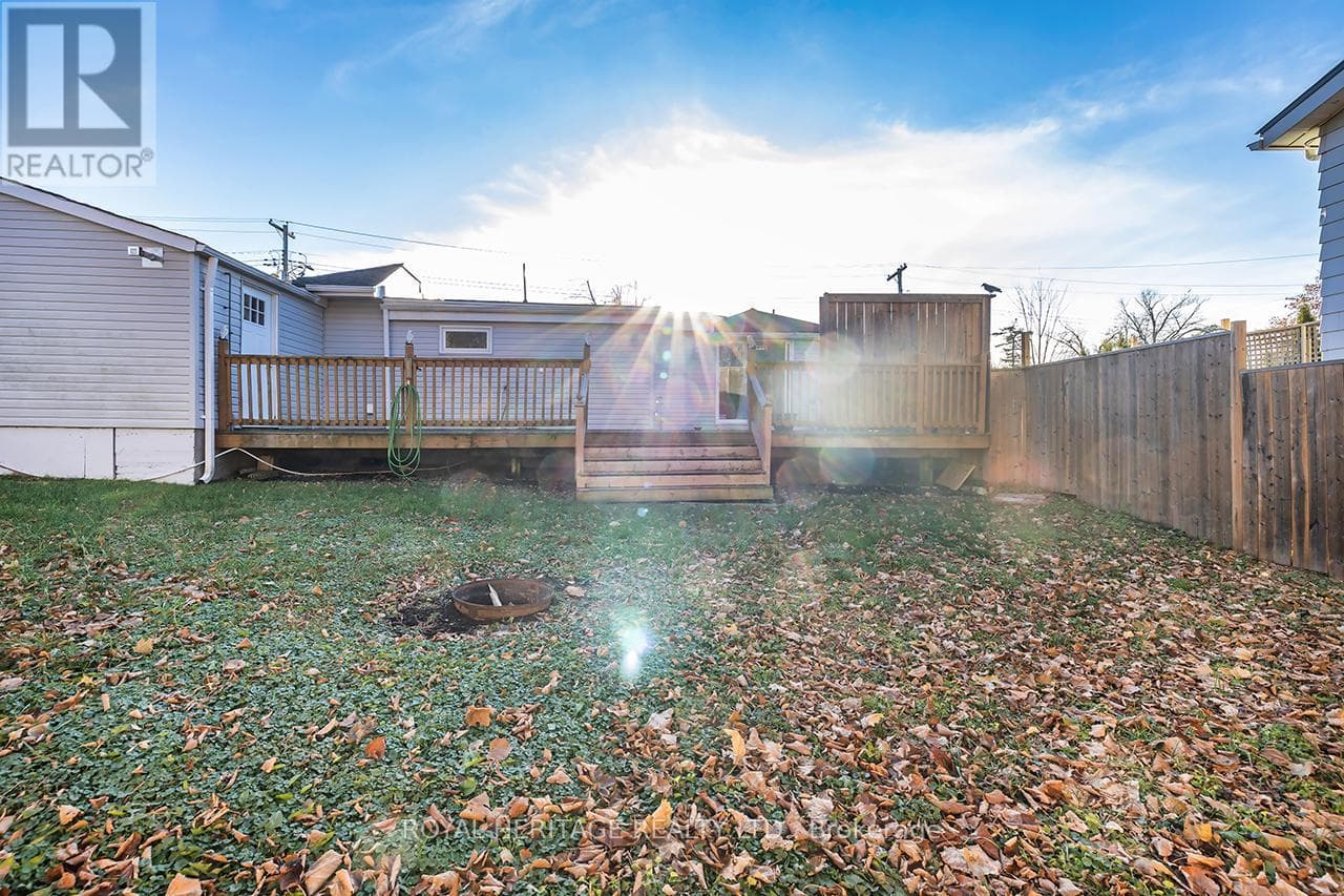 5073 OAK STREET, Toronto — photo 3