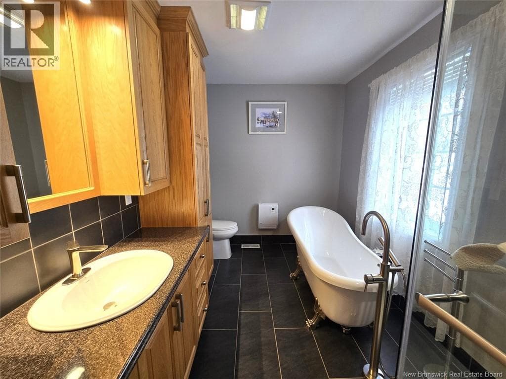 580 DE L'EGLISE ROAD, New Brunswick — photo 2