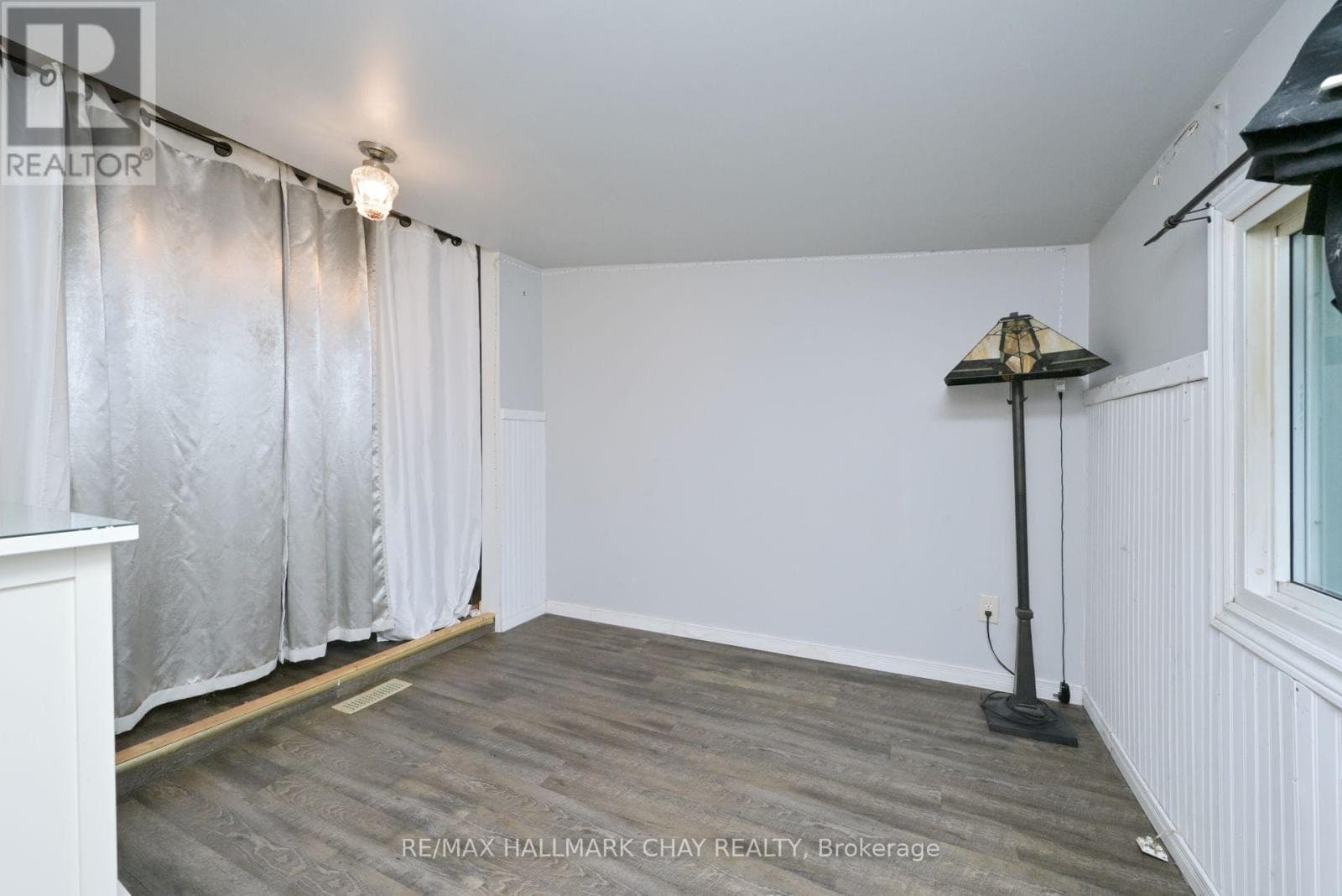 32 SHAMROCK CRESCENT, Toronto — photo 4