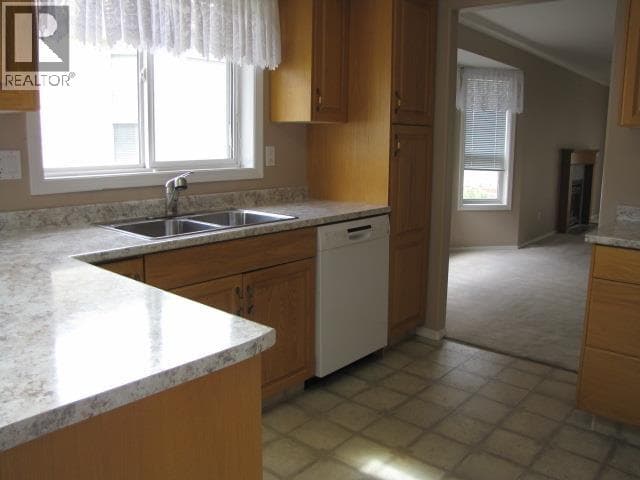56 500 WOTZKE DRIVE — photo 3