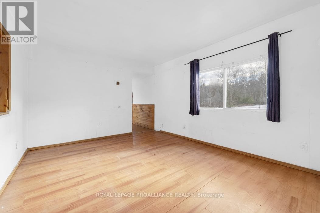 139 GLASTONBURY ROAD — photo 4