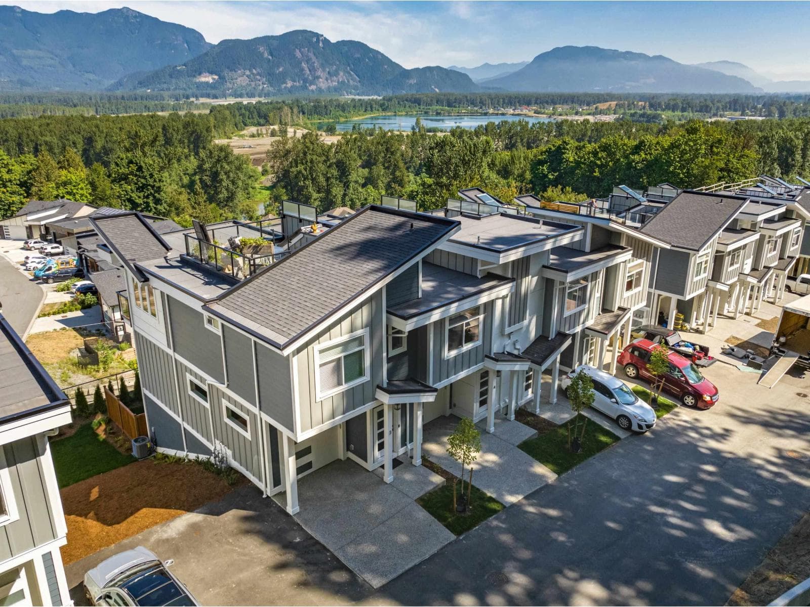 25 43998 CHILLIWACK MOUNTAIN ROAD, Chilliwack Mountain in Chilliwack Mountain