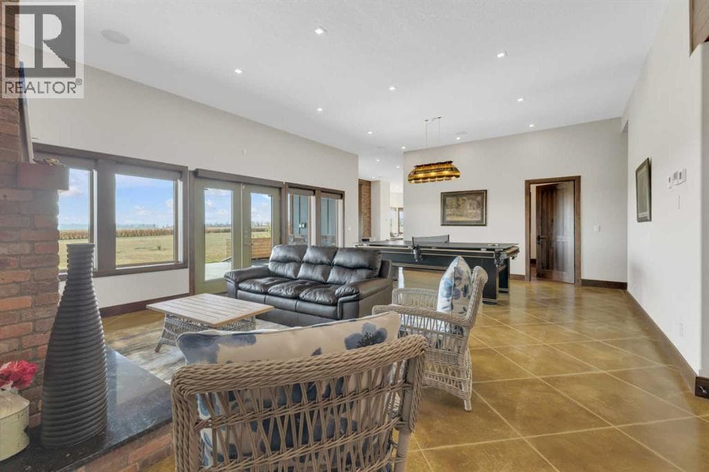 28012 TOWNSHIP ROAD 394 in 