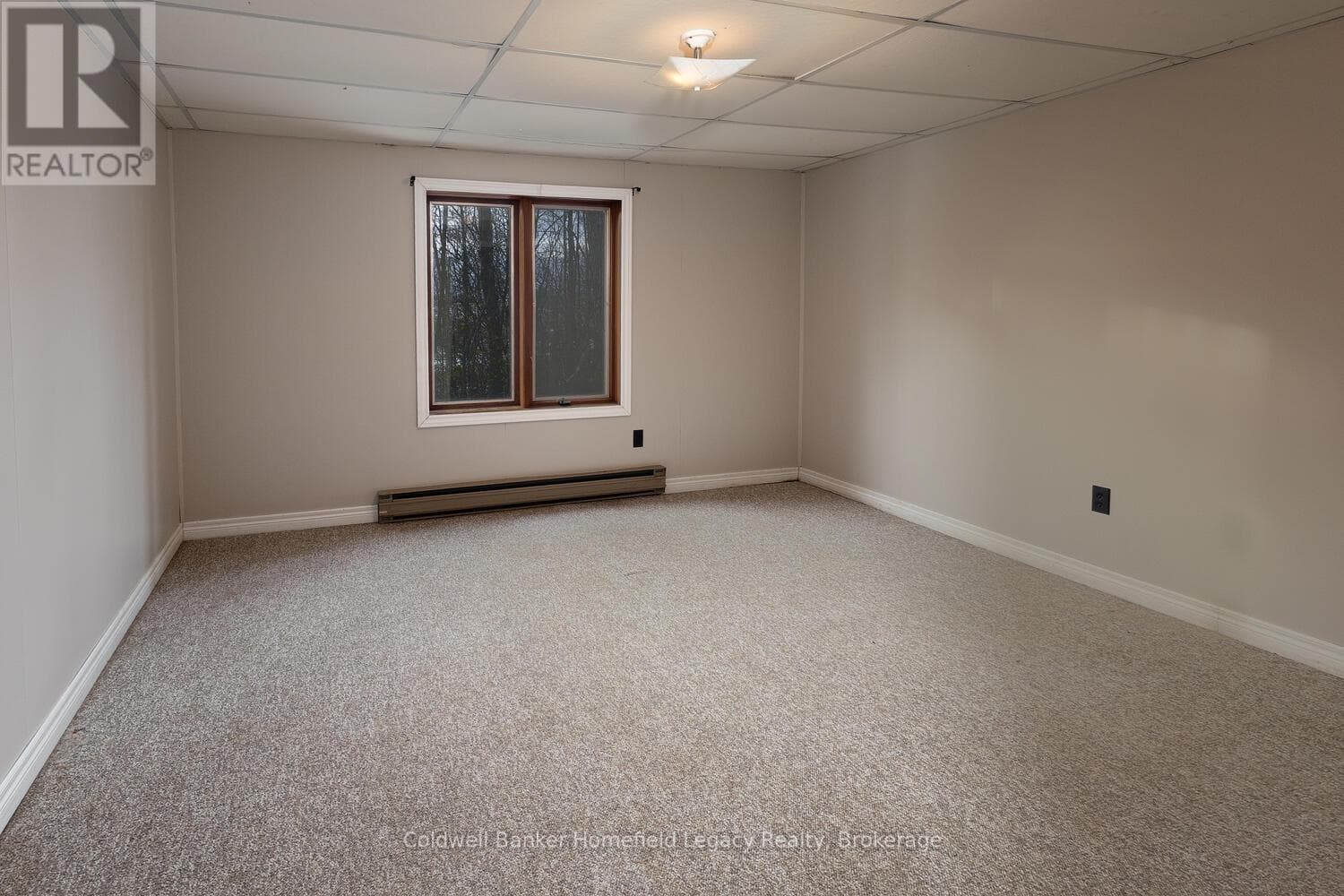 4920 LINE 10 LINE E, OnePoint — photo 2