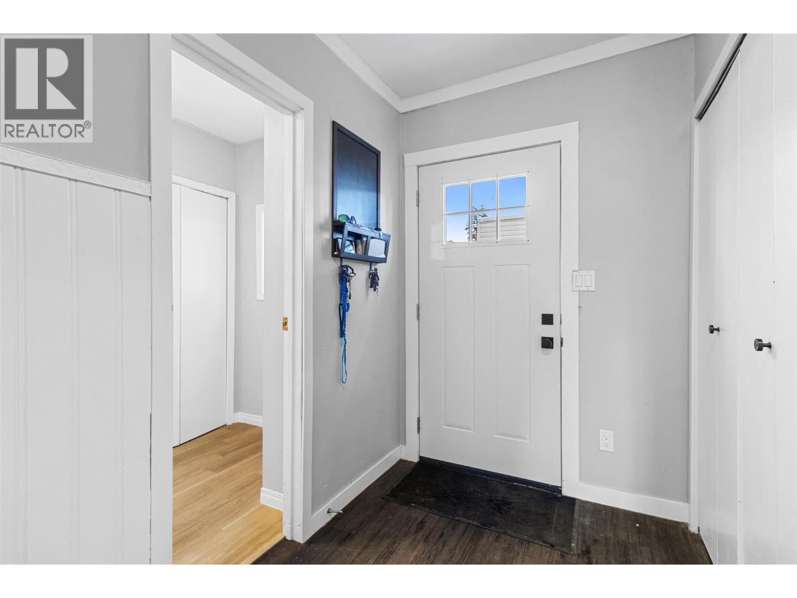 13 AGATE Drive — photo 4