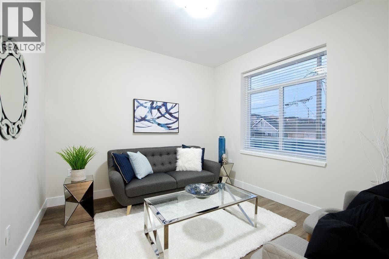 215 E 64TH AVENUE, Greater Vancouver — photo 2