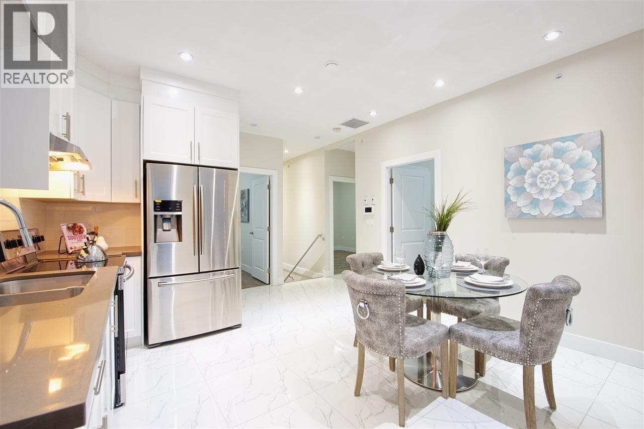 215 E 64TH AVENUE in Sunset