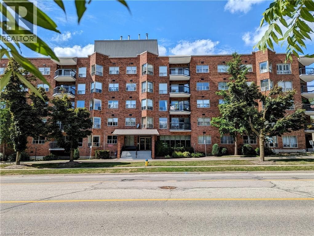 300 KEATS Way Unit# 407 in Beechwood