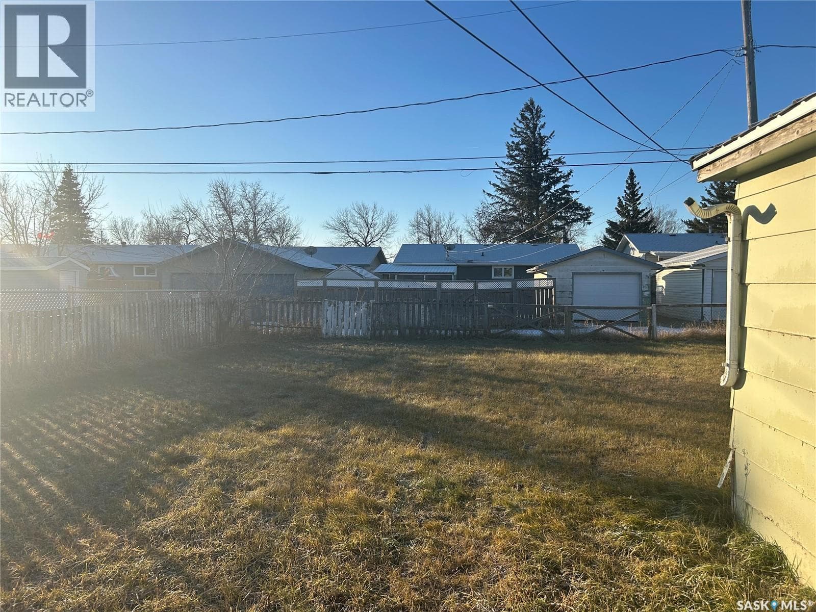 618 98th AVENUE, Saskatchewan — photo 3