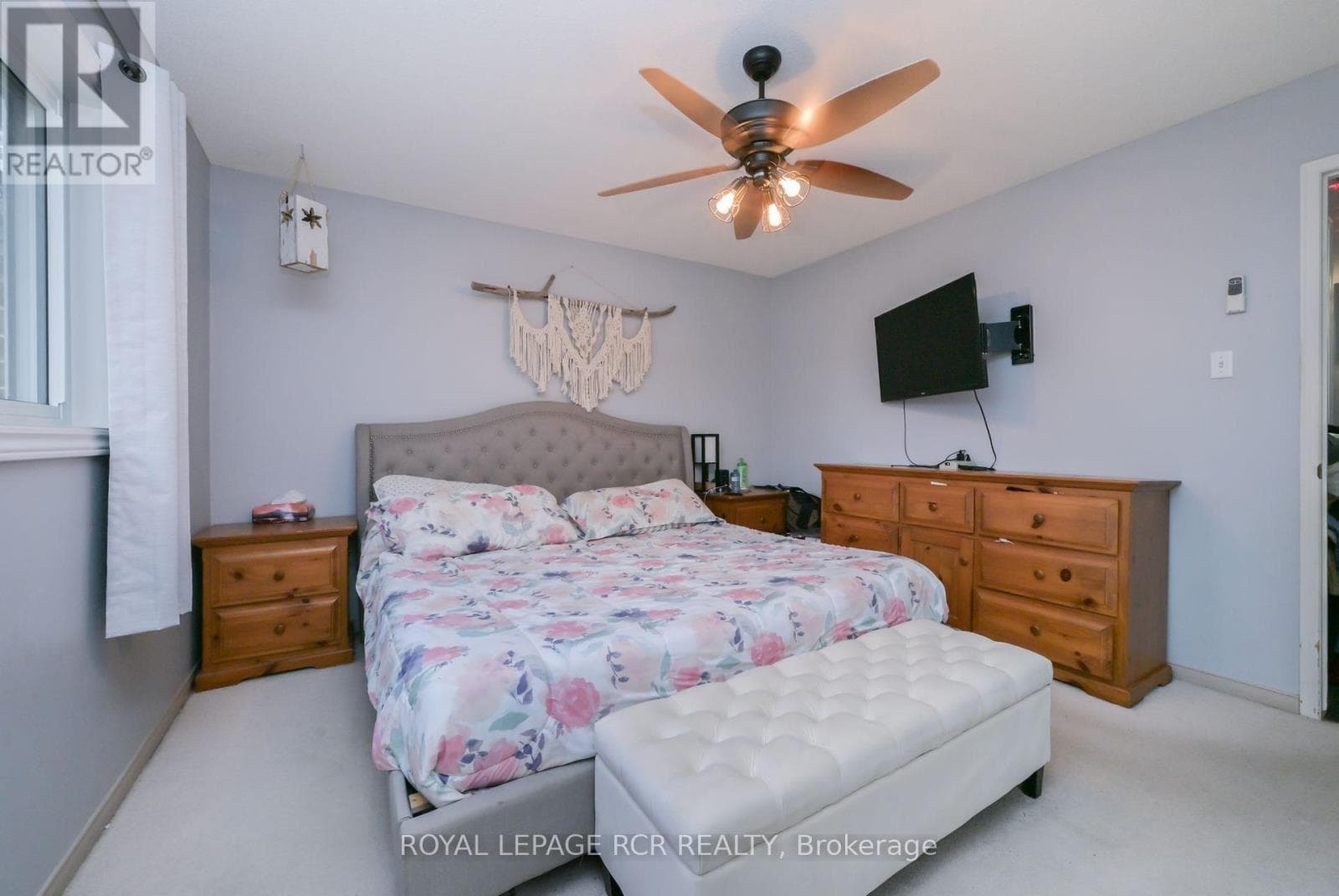 121 DYER DRIVE, Toronto — photo 3