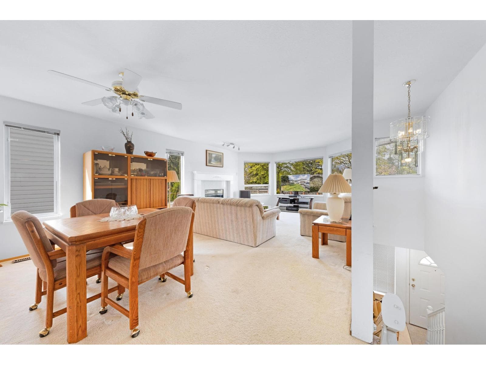 15852 100 AVENUE in 