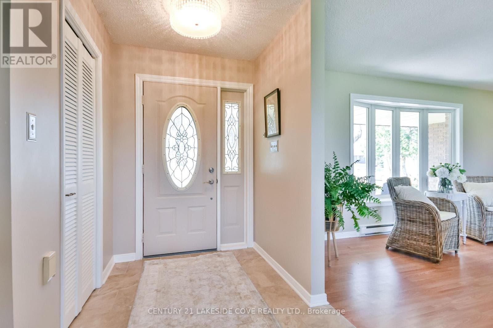 121 BAYSHORE DRIVE — photo 5