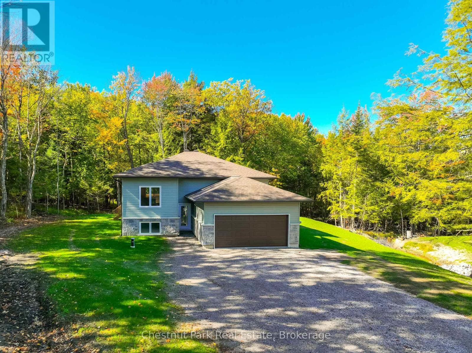 26 ASPEN LANE — photo 3