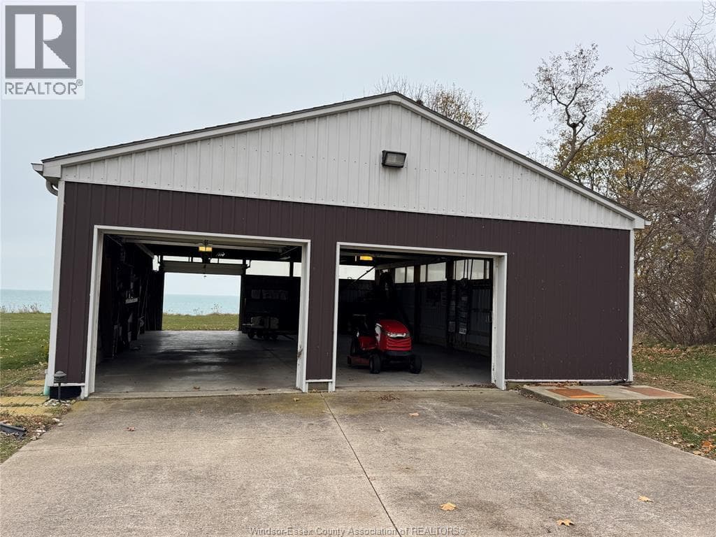 1239 OXFORD AVENUE in 