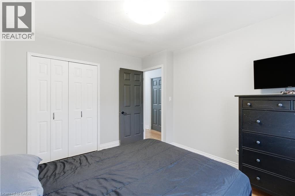 71 ALLANBROOK STREET, Cornerstone — photo 4